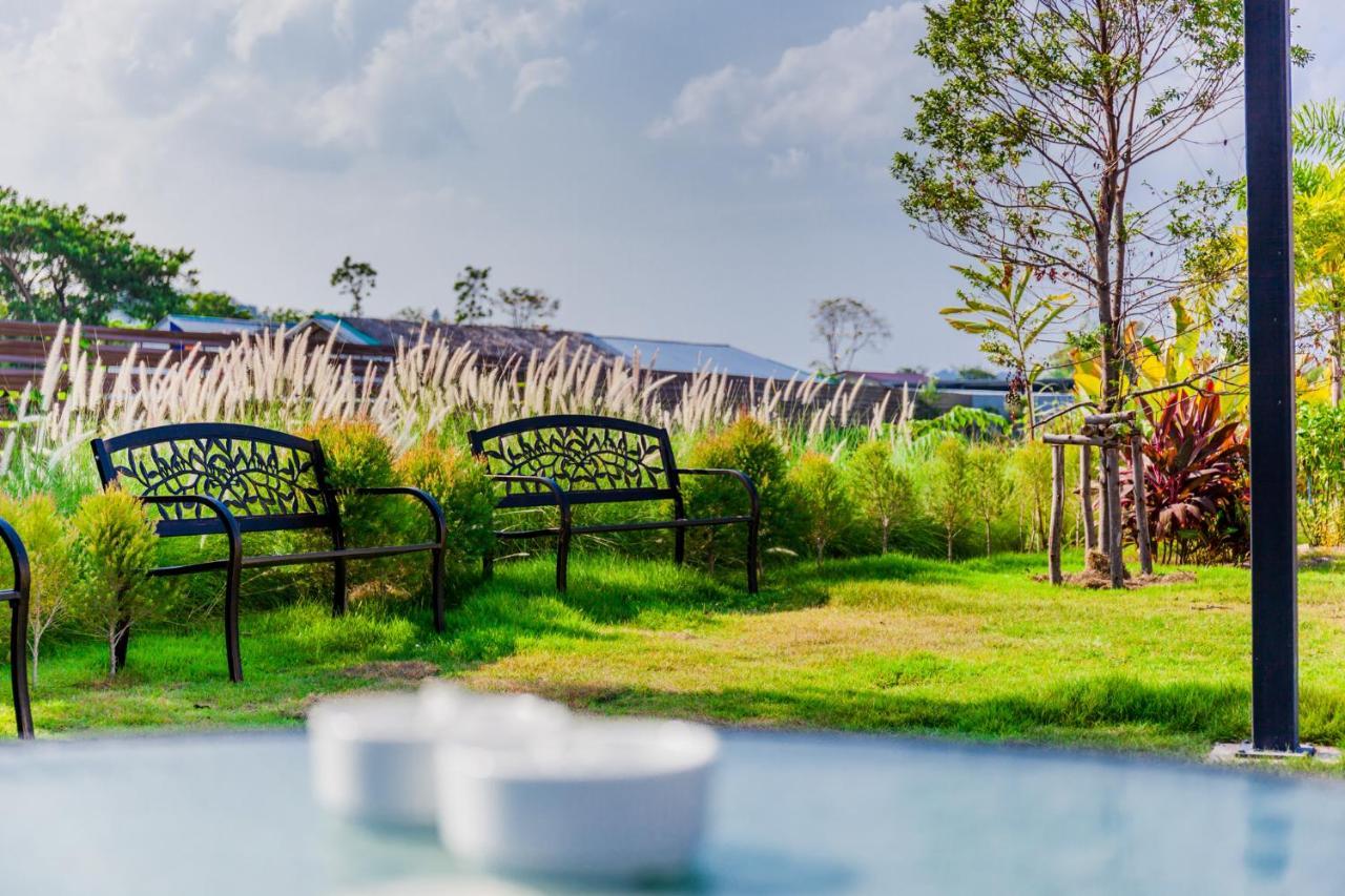 The Sun Resort Ratchaburi Экстерьер фото