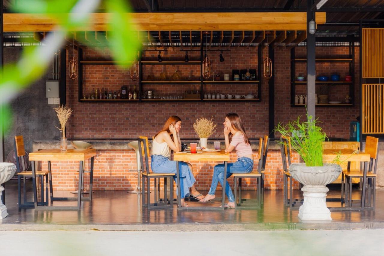 The Sun Resort Ratchaburi Экстерьер фото
